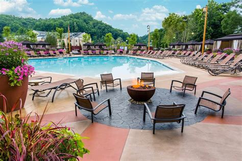 ⭐ Top 10 Hotels Near Harrahs Cherokee Casino in Cherokee .
